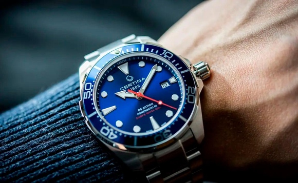 CERTINA C0324071104100
