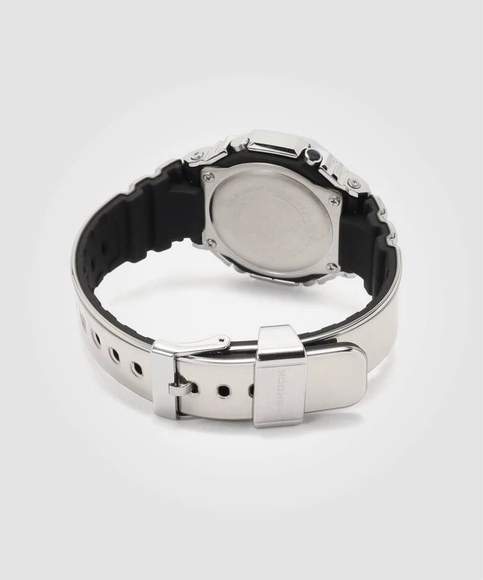 Casio GM-2100YRA-8ADR