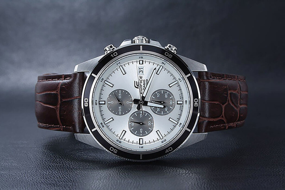 Casio EFR-526L-7AVUDF