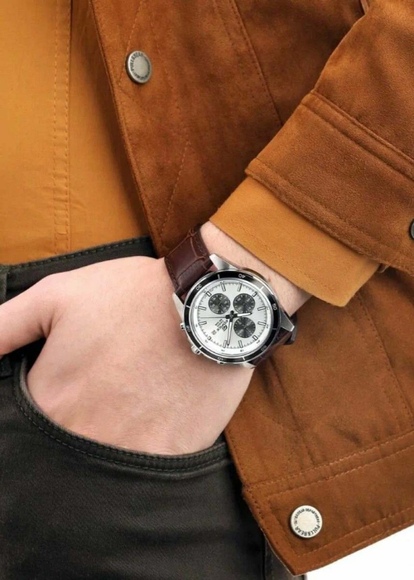Casio EFR-526L-7AVUDF